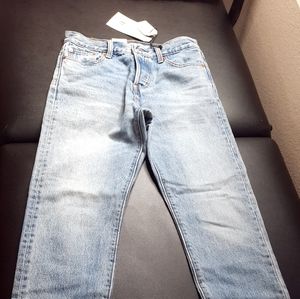 (Brand new) Women Levi's wedgie jeans